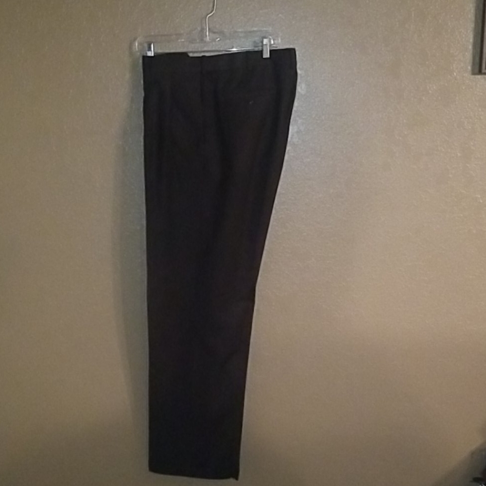 Roundtree and Yorke dress pants
